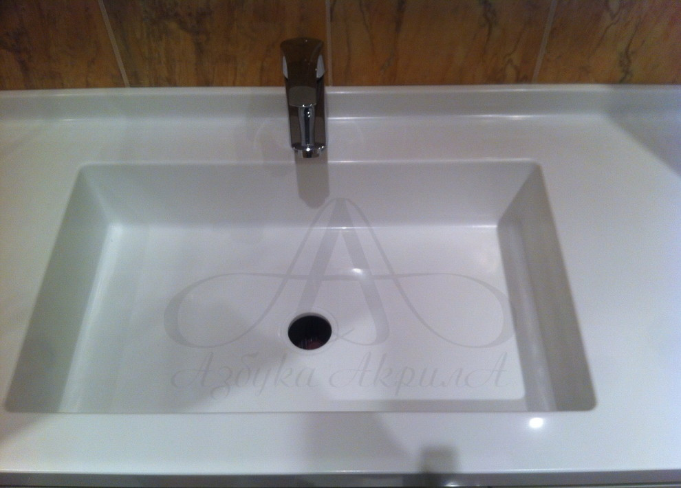 Столешница в ванную с прямоугольной мойкой