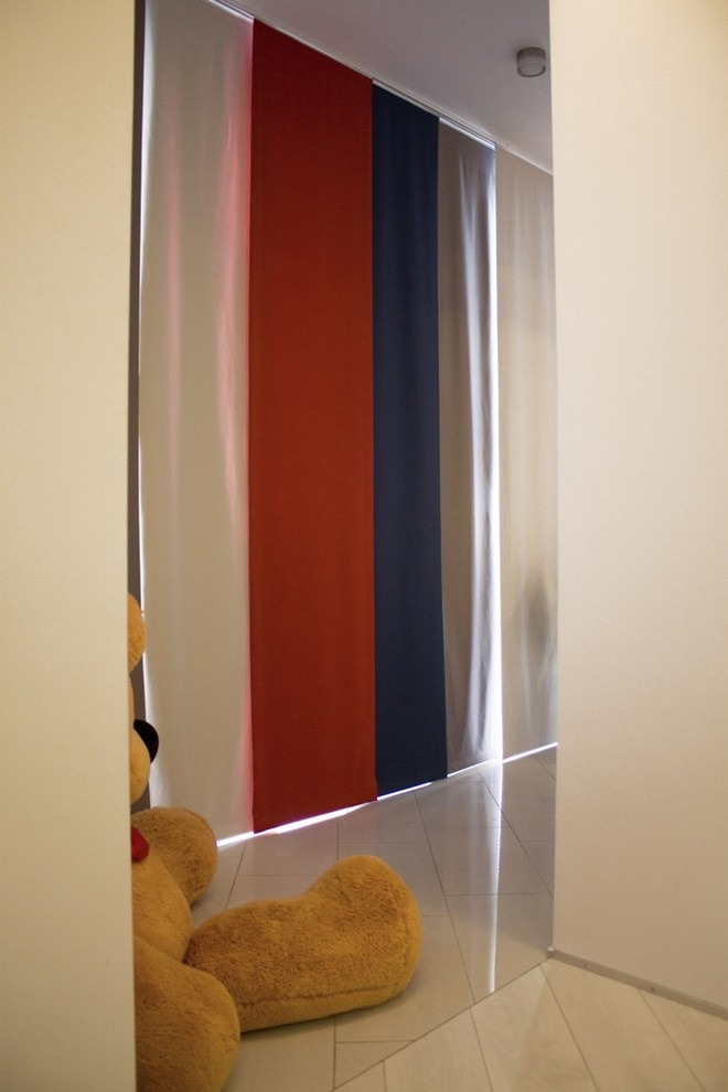 Японские панели в современном интерьере. Дом "Lumiere"