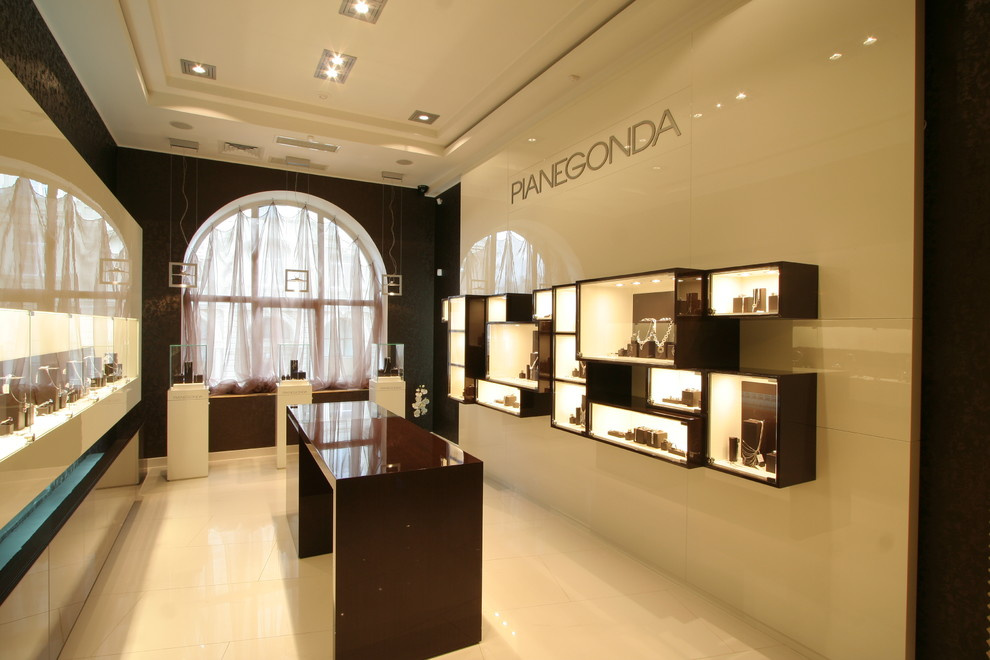 Ювелирный бутик "Via Manzoni"