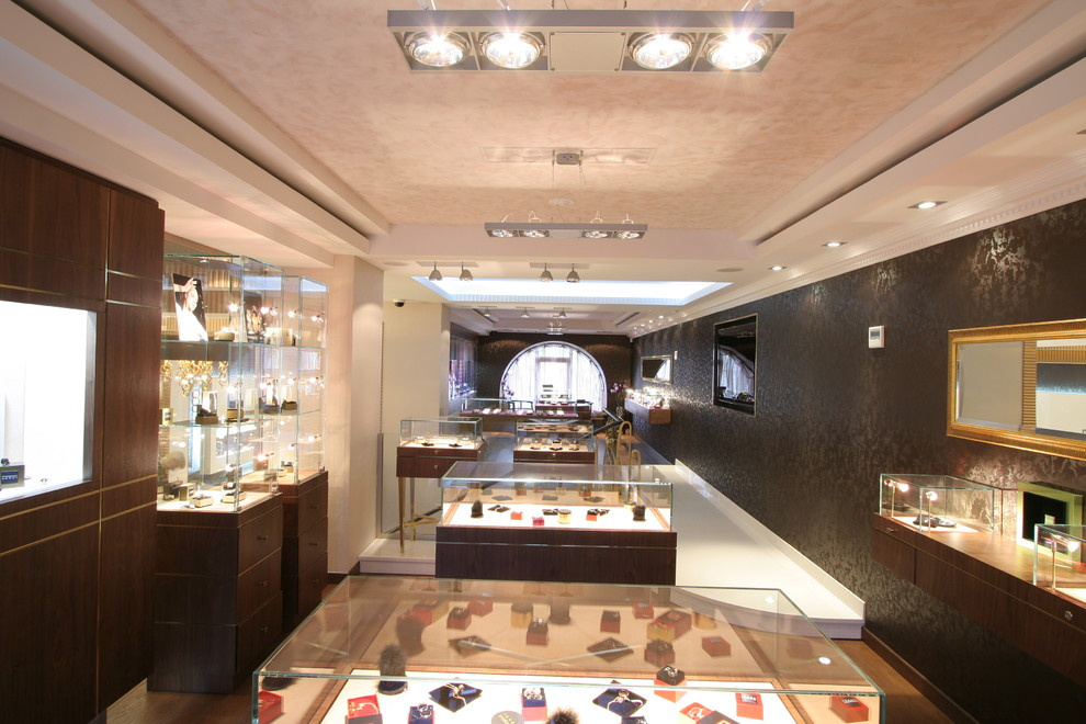 Ювелирный бутик "Via Manzoni"