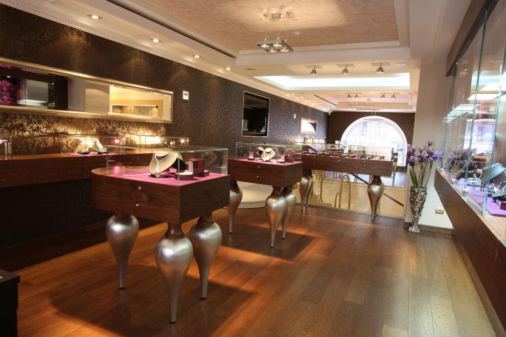 Ювелирный бутик "Via Manzoni"