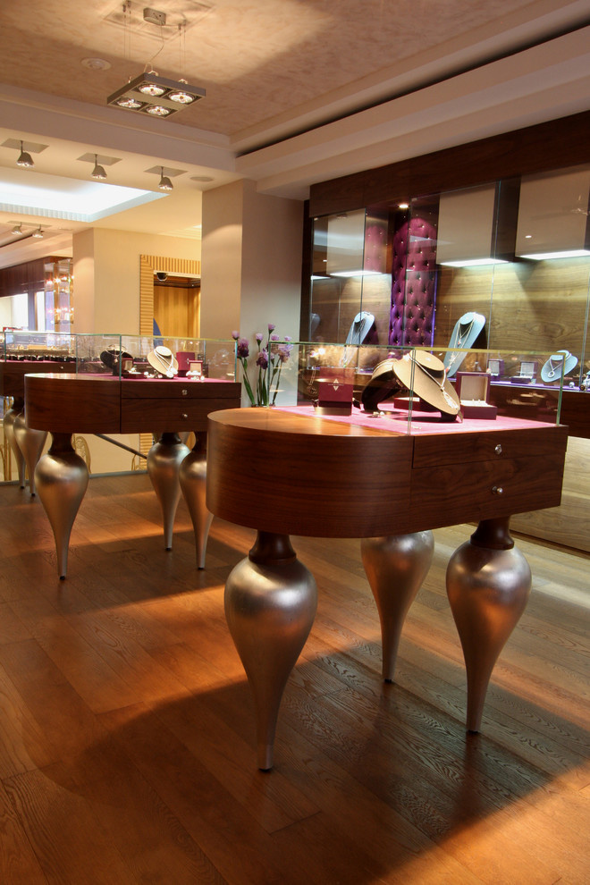 Ювелирный бутик "Via Manzoni"