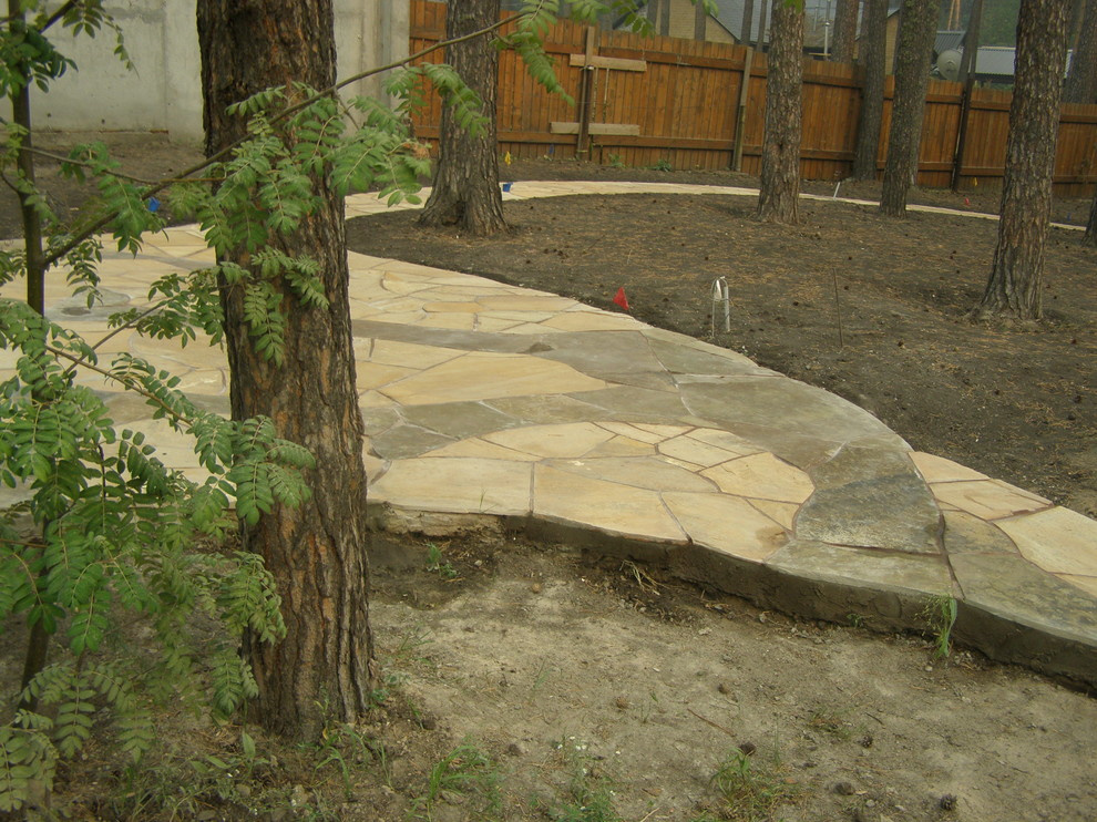 "Дорожки из камня"