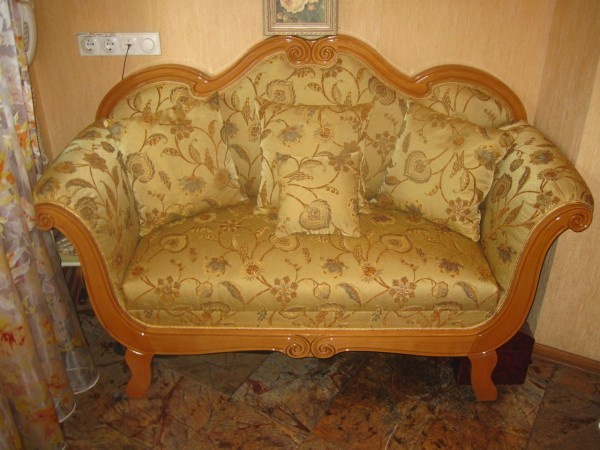 Реонт и перетяжка мебели.