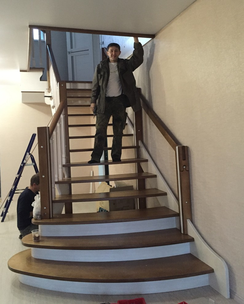 Лестница из фанеры с. Калинино2 ул. Белые облака