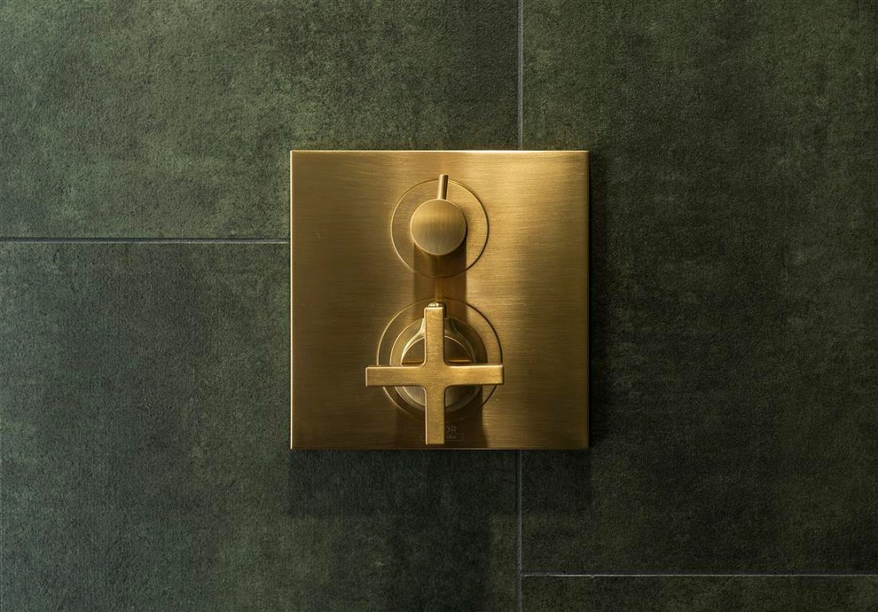 Золотые акценты в зоне спа: швейцарский курорт-отель Frutt Family Lodge