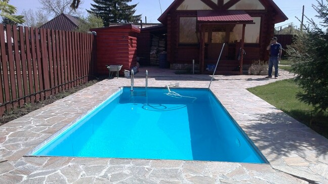 Обложка проекта: бассейн