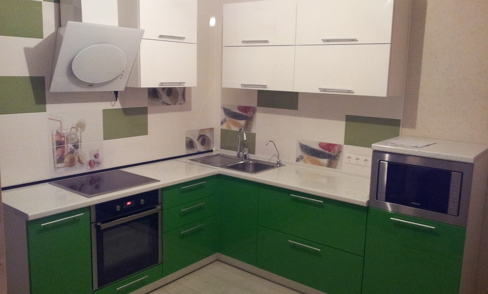 Современные кухни