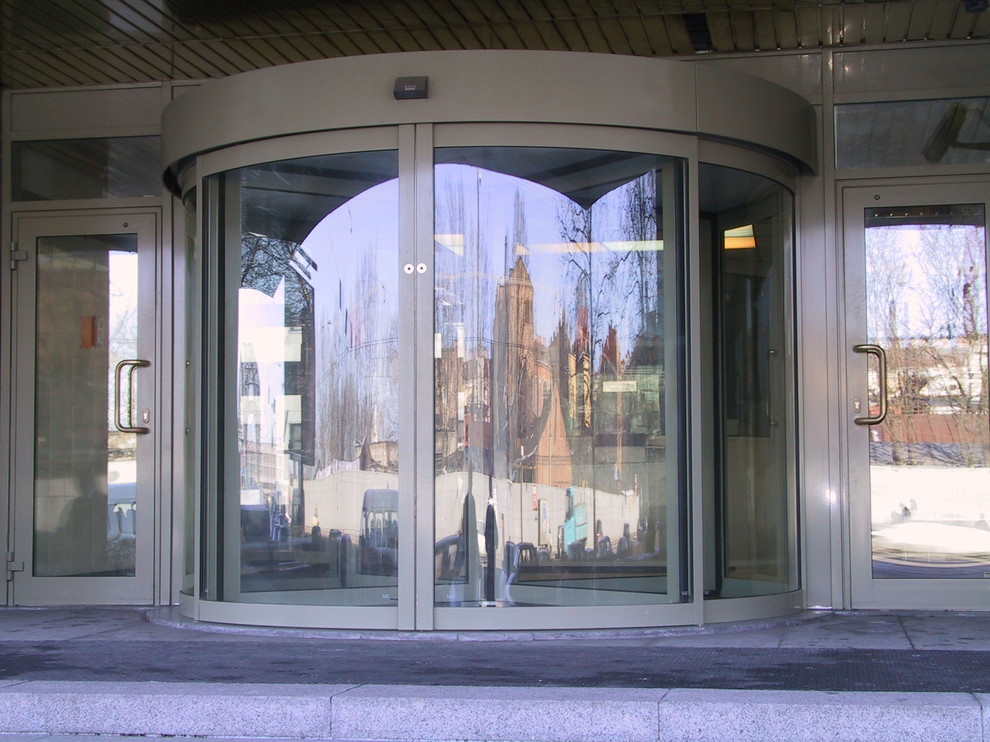 Дверная автоматика