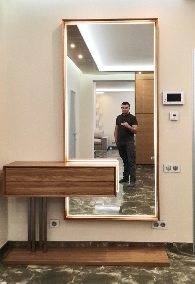 Зеркало в прихожую