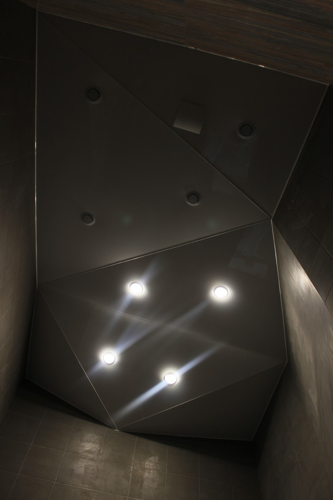 Потолок в ванной