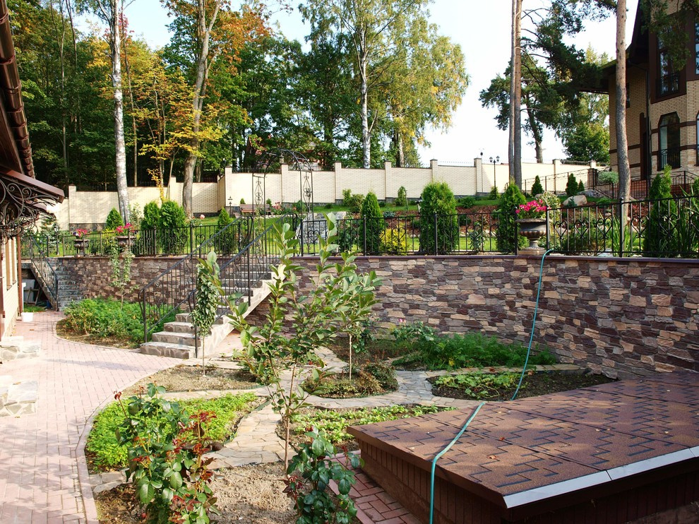 Террасный сад на склоне