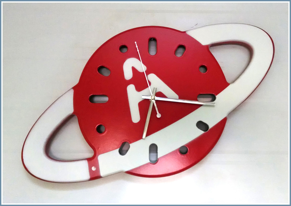 Обложка проекта: Настенные часы