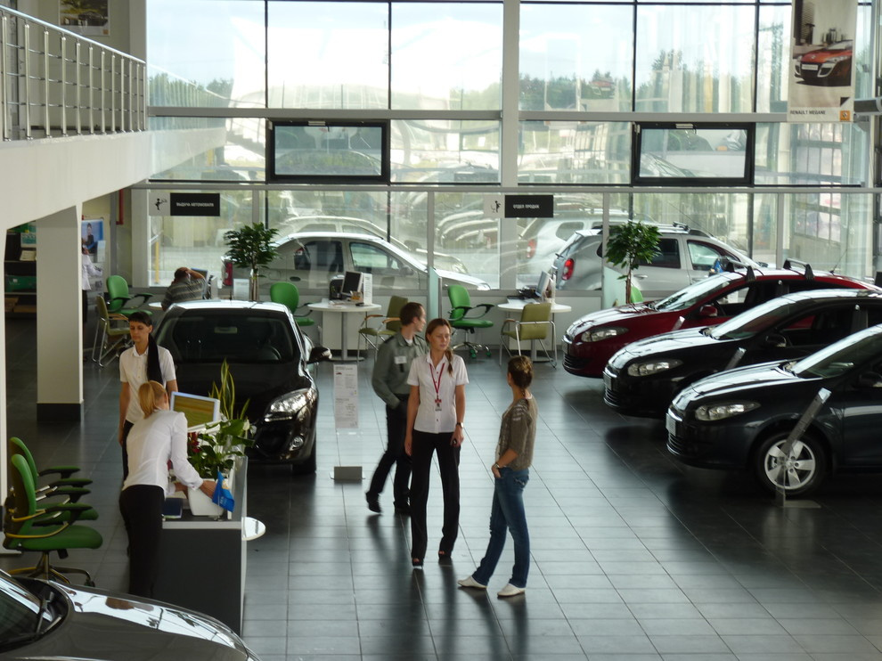 Фитодизайн для автоцентра Рено (Красноярск)