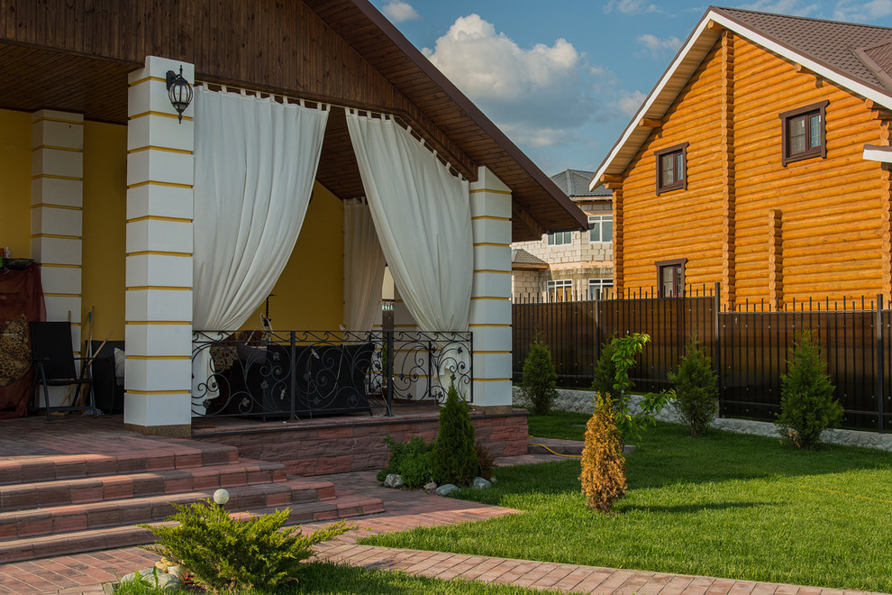 Уличные шторы в беседку