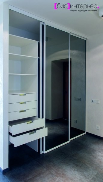 Шкафы-купе и межкомнатные перегородки