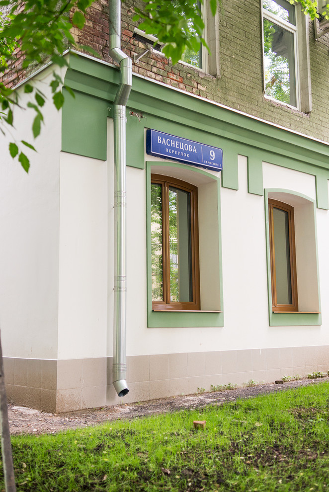 пер. Васнецова д.9 стр.2 (деревянные и дерево-алюминиевые окна и двери)