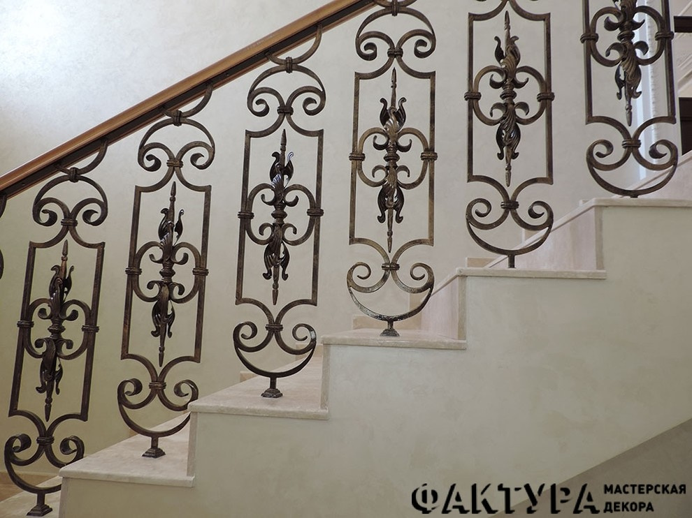 МДЦ АРТЕ́К "ЛАЗУРНЫЙ" СТОЛОВАЯ П.ГУРЗУФ