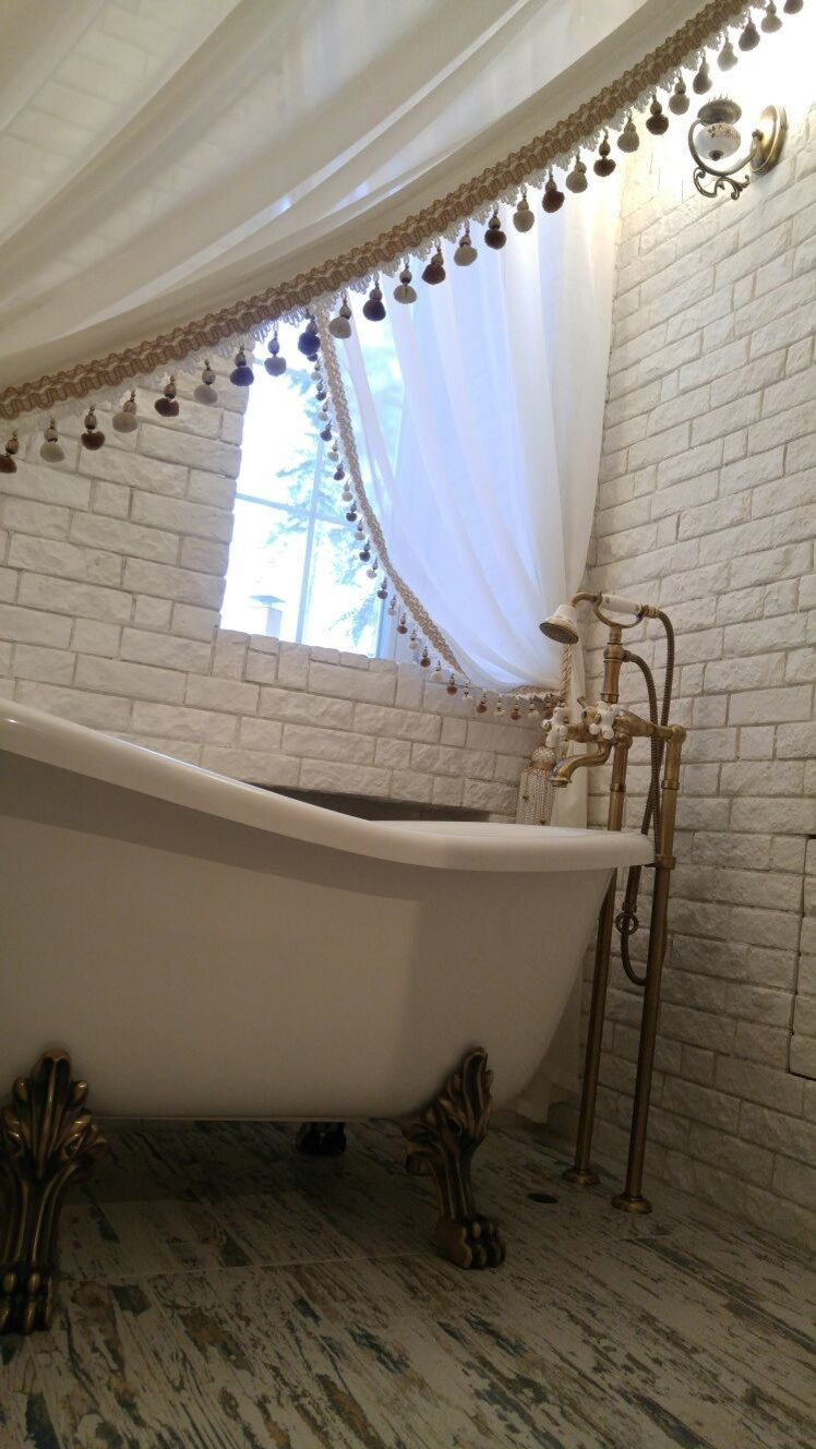 Ванная с окном