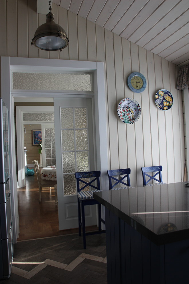 Дом с видом на лес.