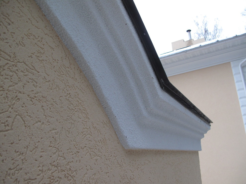 Дом утеплён пенополистиролом EIFS, декоративная штукатурка Ceresit