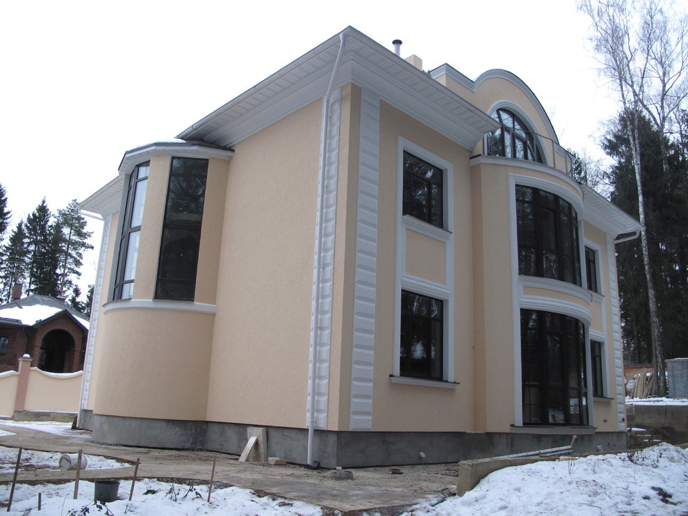 Дом утеплён пенополистиролом EIFS, декоративная штукатурка Ceresit