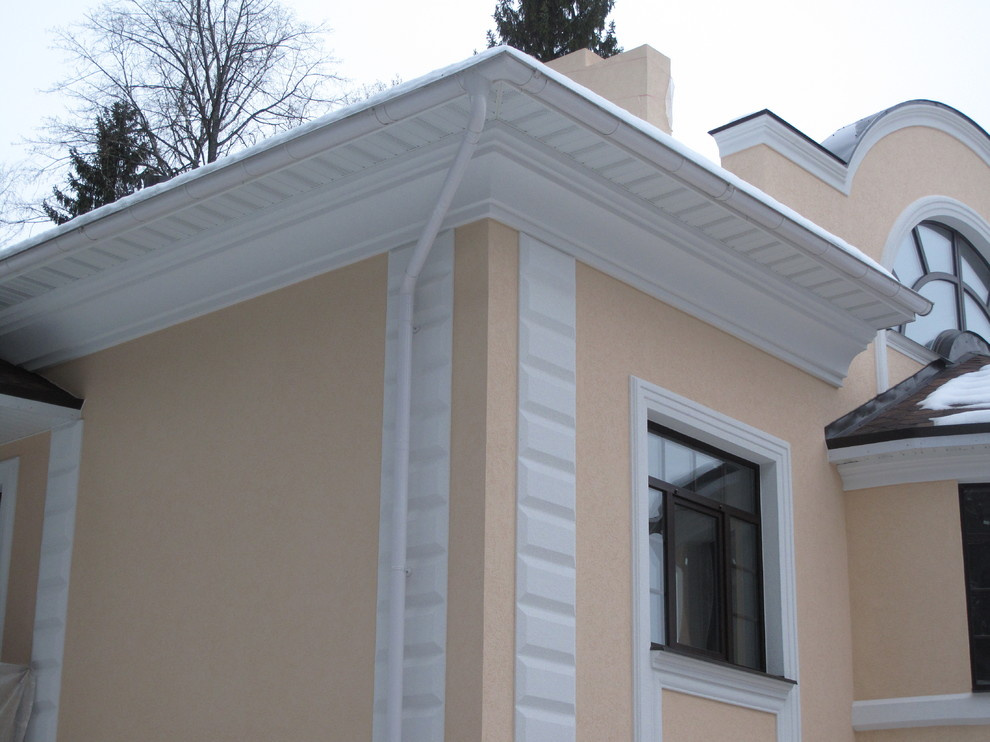 Дом утеплён пенополистиролом EIFS, декоративная штукатурка Ceresit