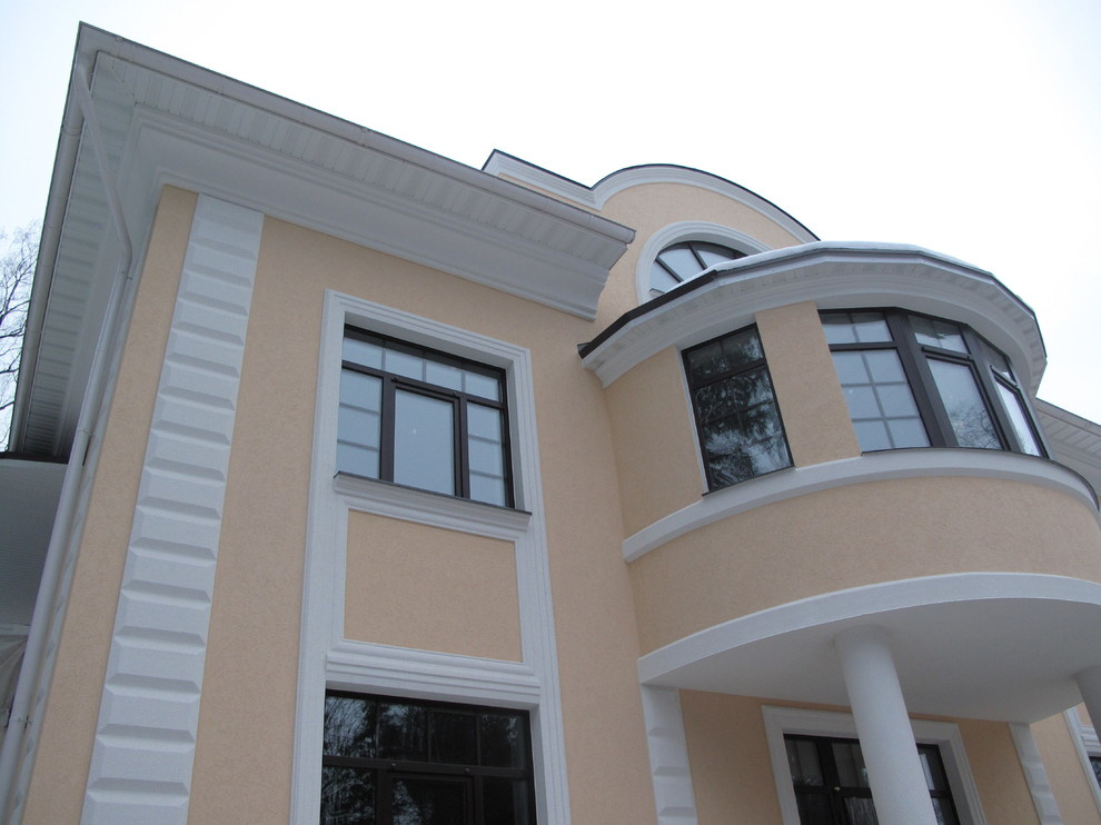 Дом утеплён пенополистиролом EIFS, декоративная штукатурка Ceresit
