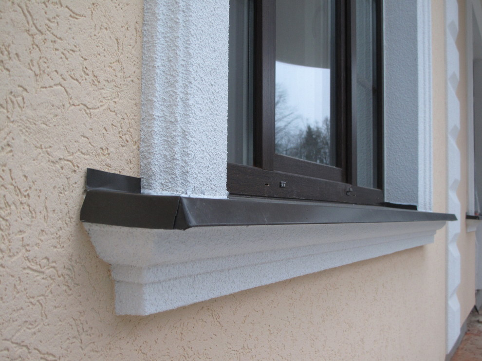 Дом утеплён пенополистиролом EIFS, декоративная штукатурка Ceresit