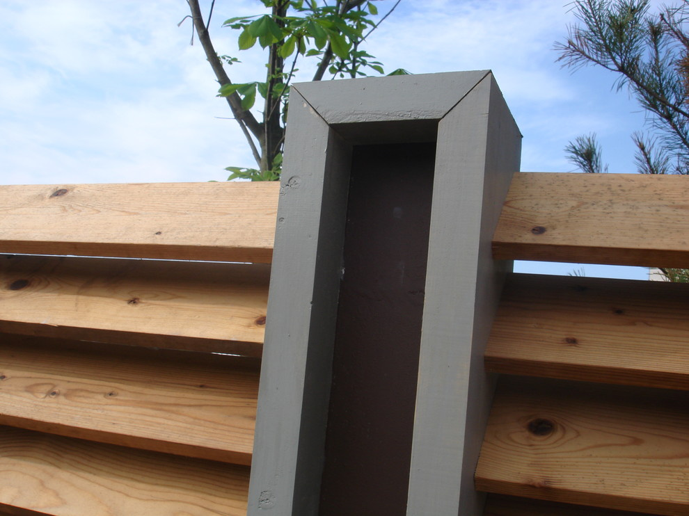 Забор из термодерева