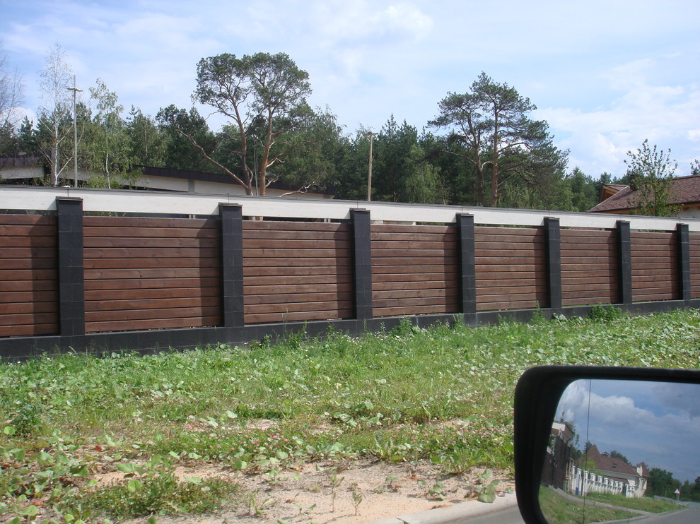 Обложка проекта: Забор из термодерева