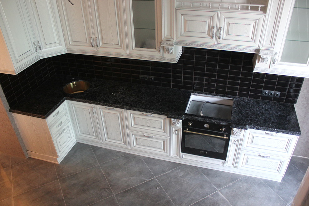 Столешница на кухню Cambria Sharpham