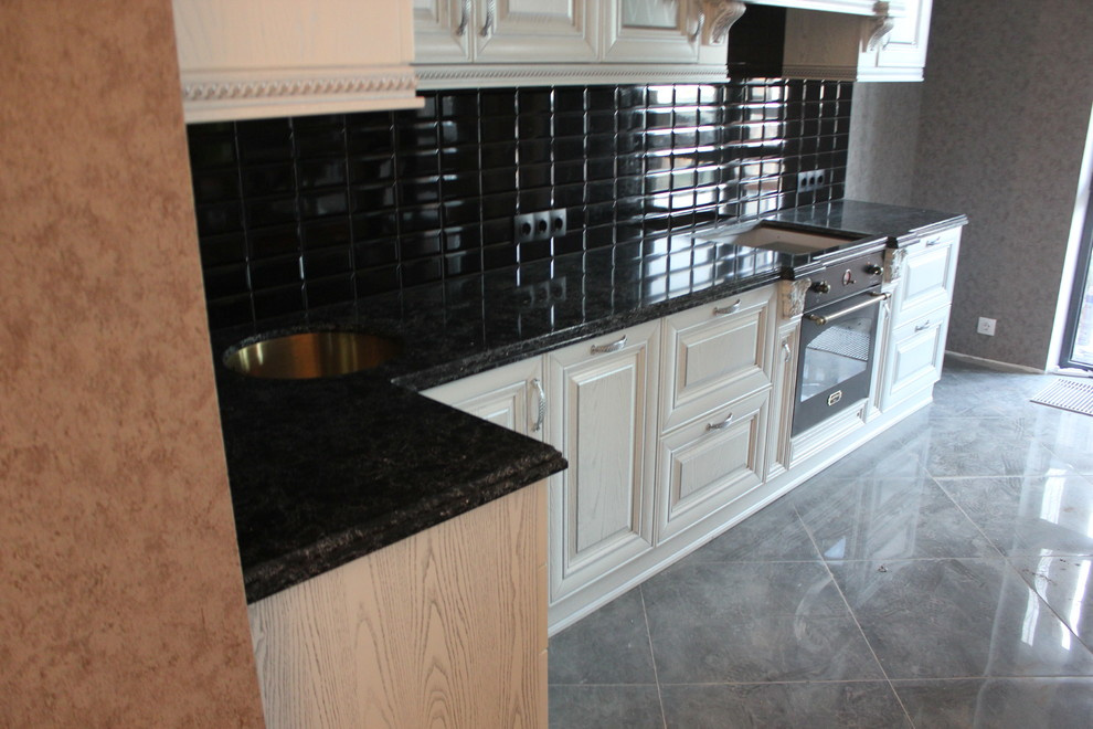 Столешница на кухню Cambria Sharpham