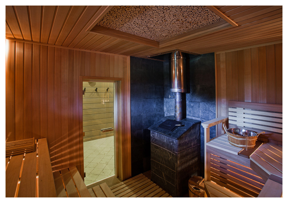 Баня с бассейном