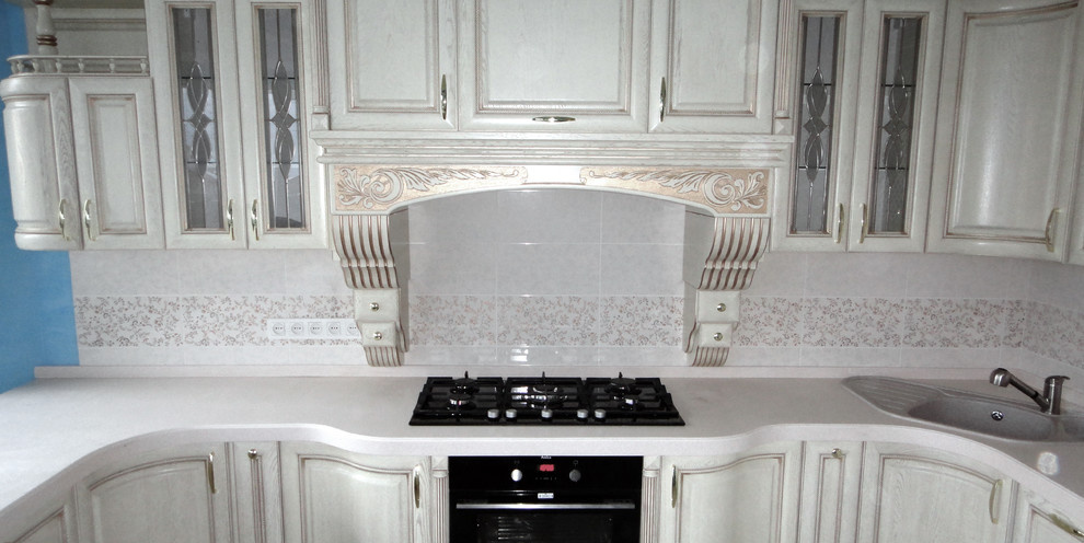 кухонные гарнитуры классические