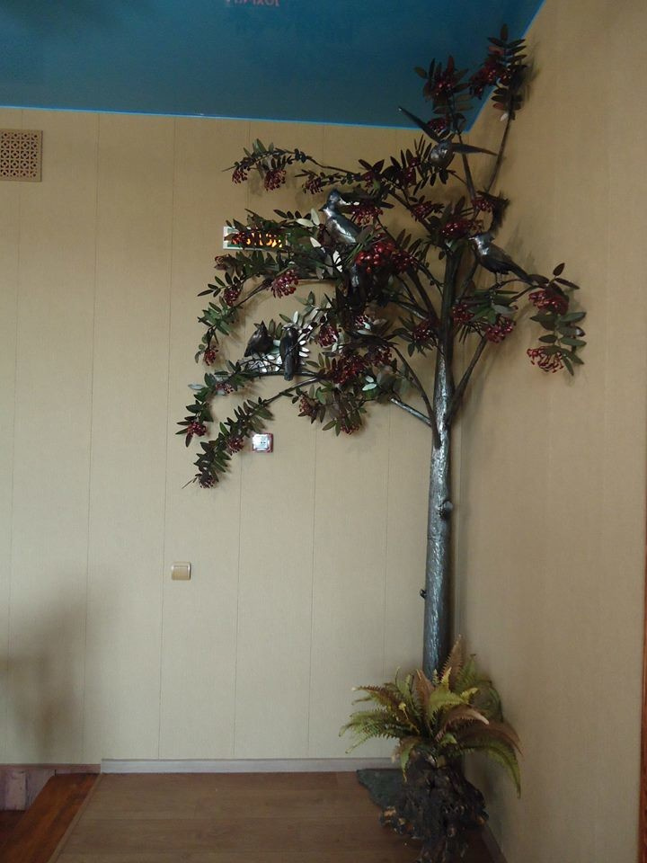 Декор интерьера для музея  дерева и металла "Лес-чудодей"