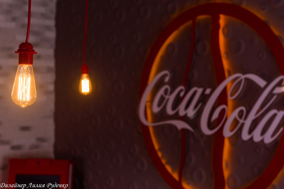 Дизайн-проект столовой и зоны ресепшн для компании Coca-Cola Новосибирск.