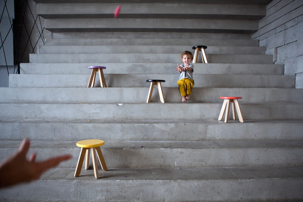 Детская табуретка