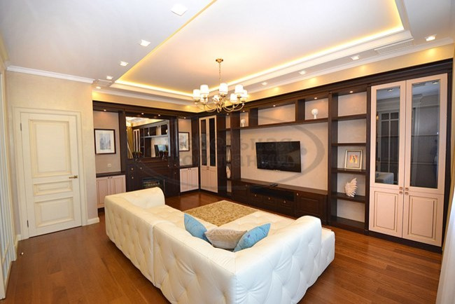 Шкафы и тумбы