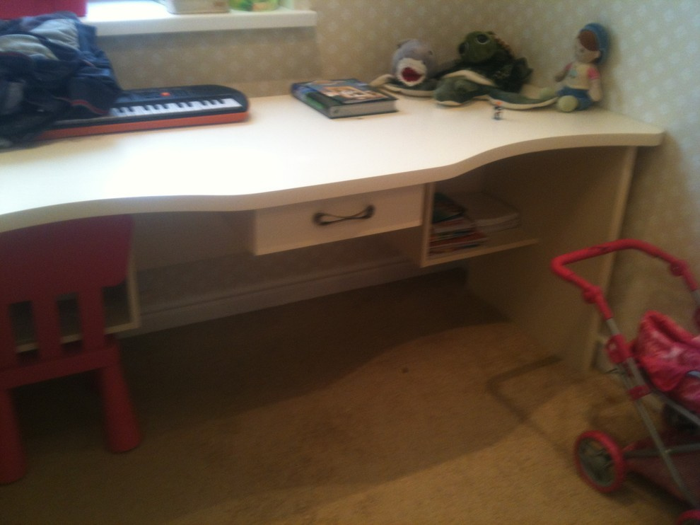 Детская комната. Кровать двухярусная. Шкафы. Рабочая зона