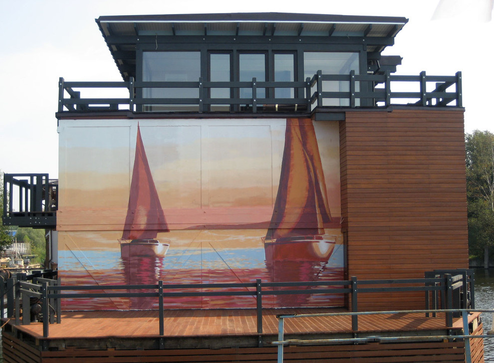 Фахверковая гостиница на воде (дебаркадере