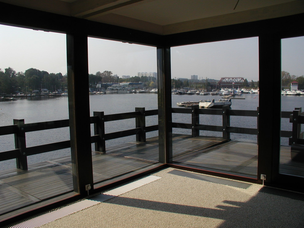 Обложка проекта: Фахверковая гостиница на воде (дебаркадере