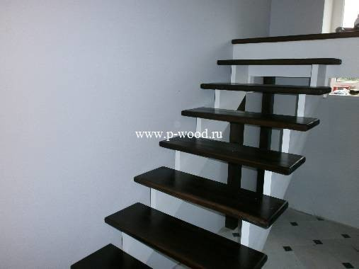 Лестница сосна на косоуре