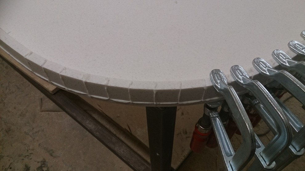 Столешница из бюджетного акрилового камня