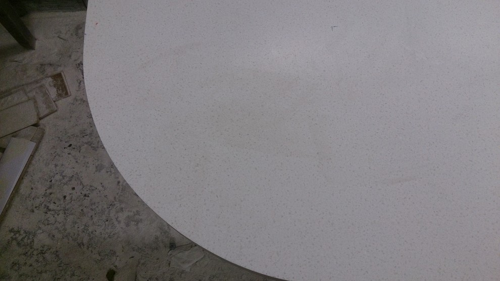 Столешница из бюджетного акрилового камня