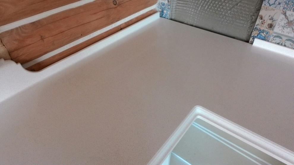 Столешница из бюджетного акрилового камня