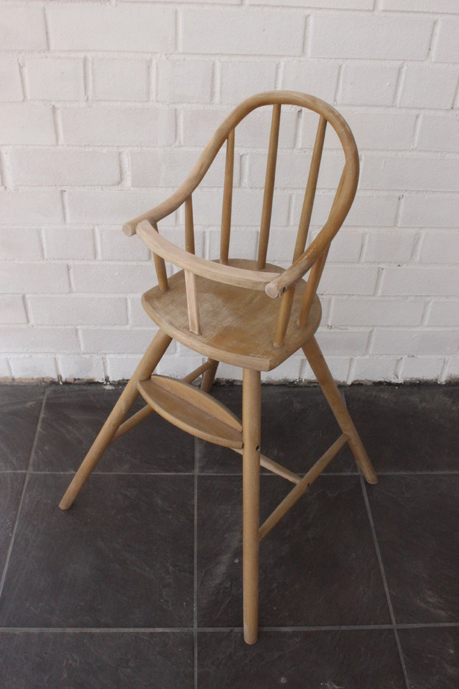 Стульчик для Масяни