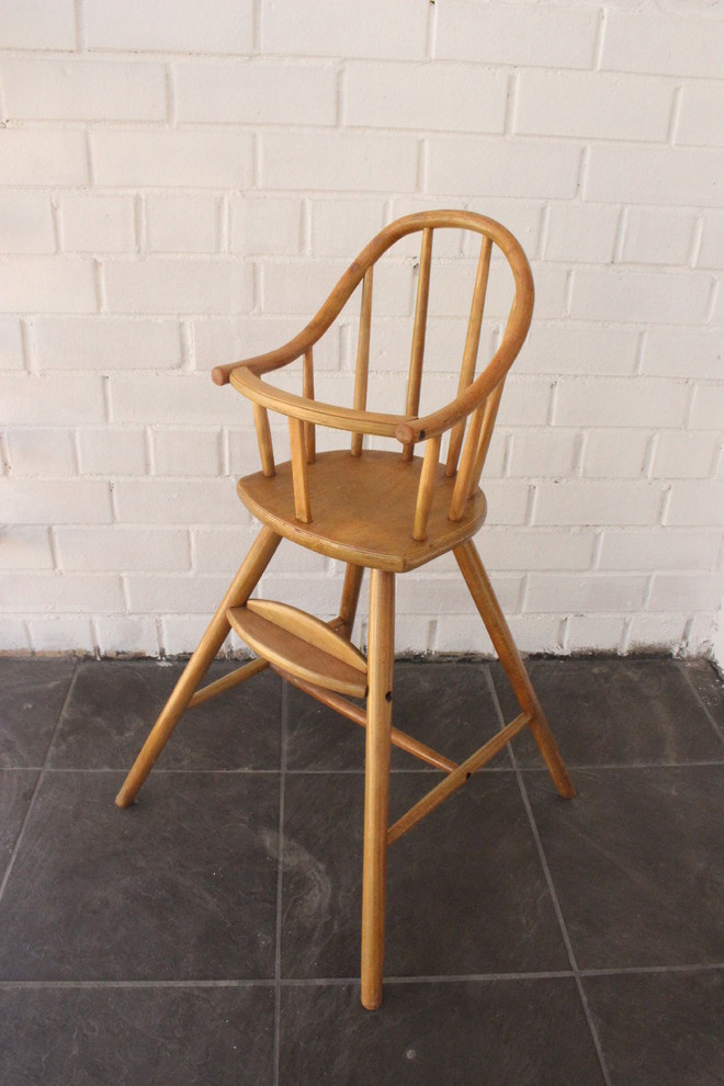 Стульчик для Масяни