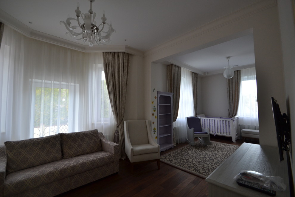 Загородный дом в Барвихе - гостиная, кухня и зал