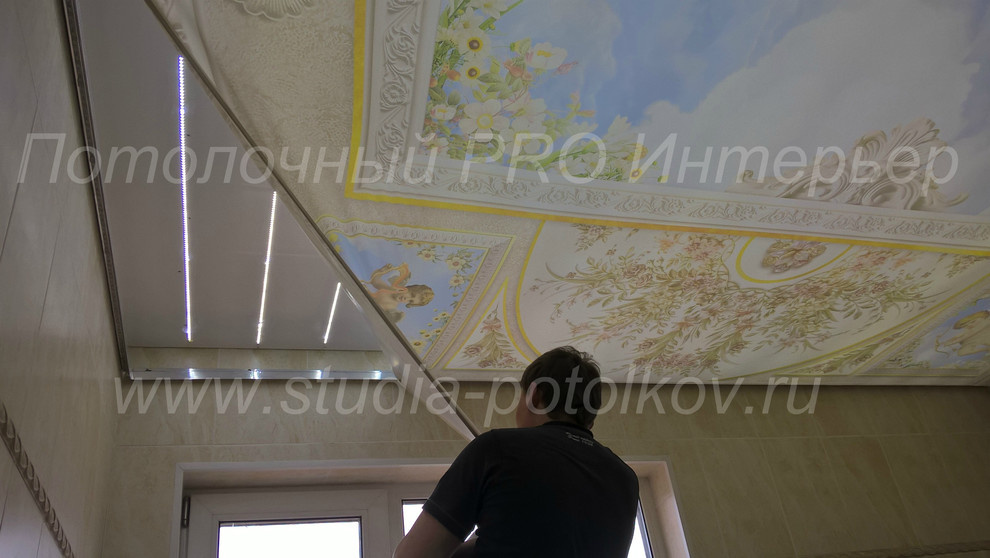 Натяжной потолок с подсветкой LED
